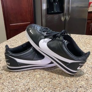 On sale🌺 Nike sportswear